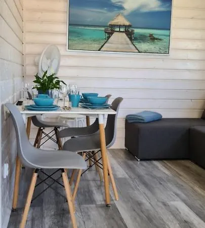 Apartamentowe Morska Zatoka * דומבקי